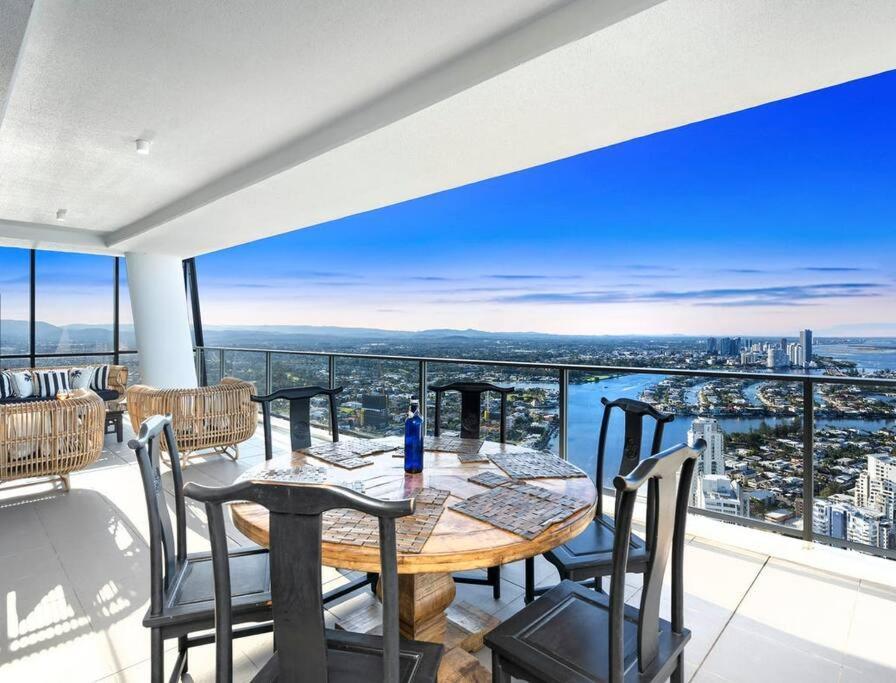 Exclusive Circle On Cavil Sub-Penthouse Luxury Apt - Hosted By Coastal Letting Gold Coast Exterior foto